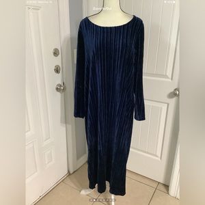 Blue Velvet Dress - Size 2X